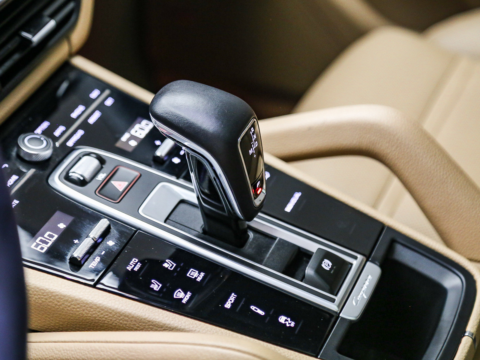 Certified 2023 Porsche Cayenne Platinum Edition AWD/4WD image 24