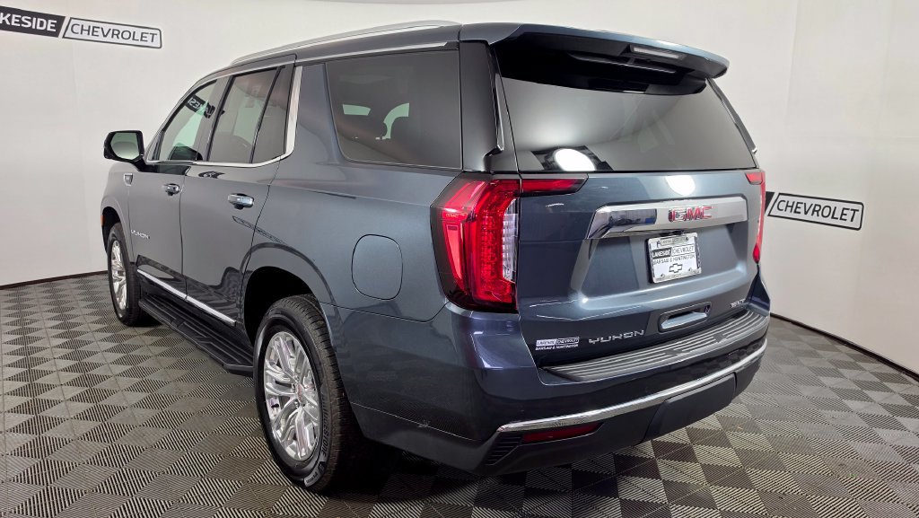Used 2021 GMC Yukon SLT w/ SLT Luxury Plus Package AWD/4WD image 4