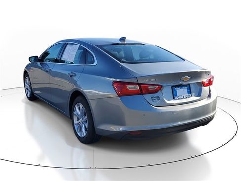 Used 2024 Chevrolet Malibu LT image 4