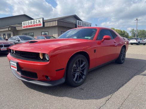 Used 2022 Dodge Challenger GT w/ Driver Convenience Group AWD/4WD image 4