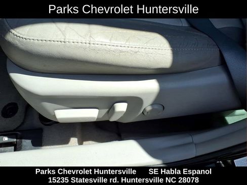 Used 2013 Toyota Camry XLE FWD image 19