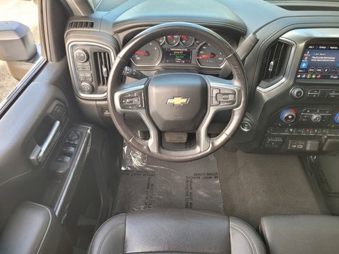 Used 2023 Chevrolet Silverado 2500 LTZ image 11