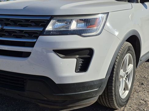 Used 2018 Ford Explorer FWD image 4