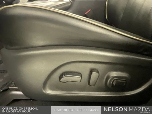 Used 2020 INFINITI QX60 Luxe w/ Essential Package FWD image 25