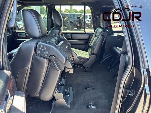 Used 2017 Lincoln Navigator L Reserve image 26