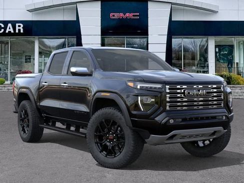New 2026 GMC Canyon Denali w/ LPO, Denali Black Edition AWD/4WD image 7