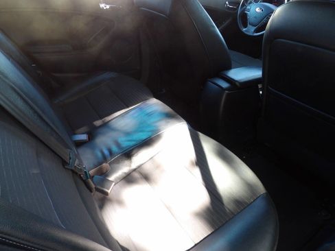 Used 2016 Kia Forte SX image 25