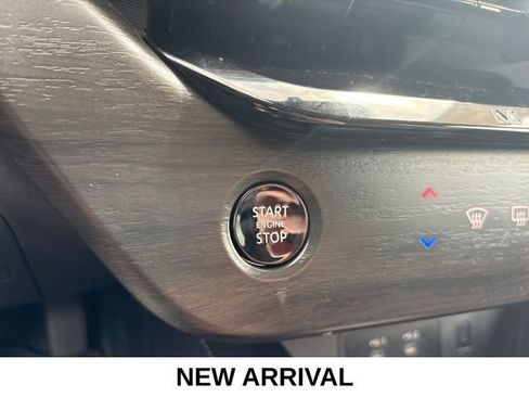 Used 2025 Nissan Murano SL image 10