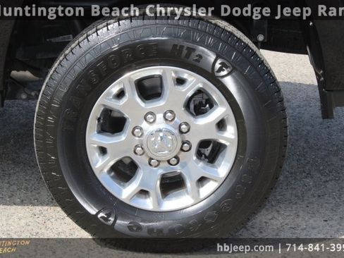 Used 2022 RAM 2500 Laramie image 14