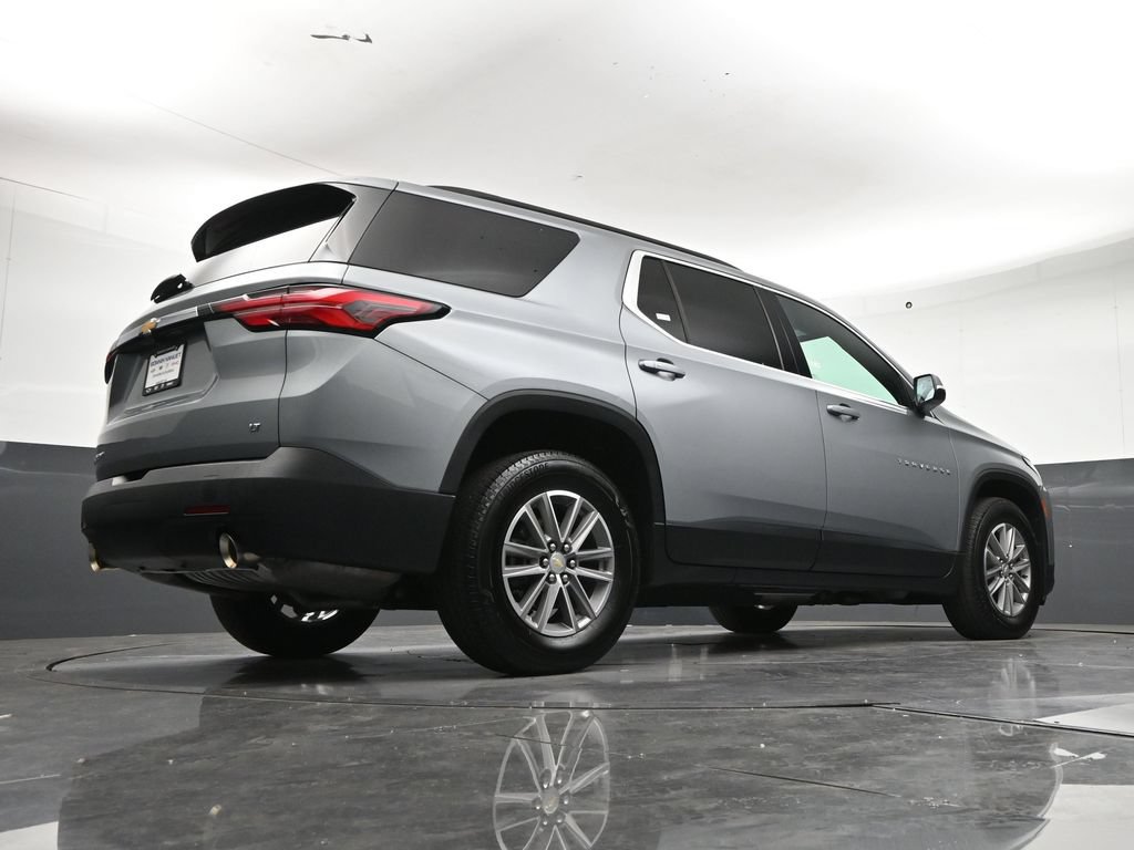 Used 2023 Chevrolet Traverse LT AWD/4WD image 28
