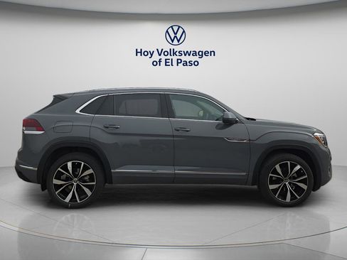 New 2026 Volkswagen Atlas Cross Sport SEL Premium R-Line AWD/4WD image 2