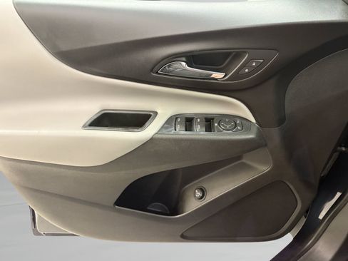 Used 2019 Chevrolet Equinox LT FWD image 24
