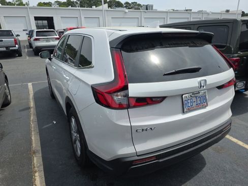 Used 2026 Honda CR-V EX image 5