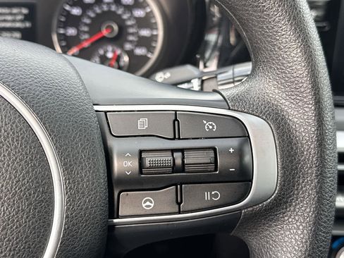 Used 2023 Kia K5 LXS image 19