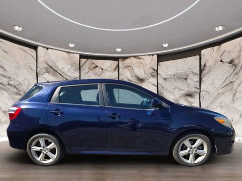 Used 2010 Toyota Matrix S image 4