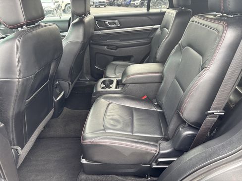 Used 2016 Ford Explorer Sport image 19