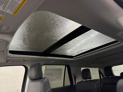 New 2025 Ford Expedition Max Active image 9