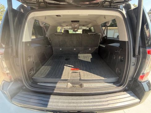 Used 2016 GMC Yukon XL SLT w/ Open Road Package image 9