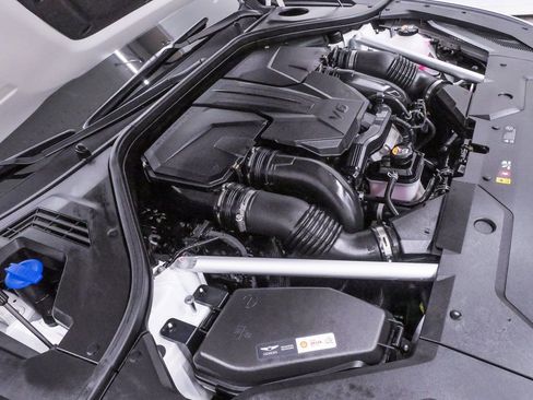 Certified 2025 Genesis GV70 3.5T Sport AWD/4WD image 25