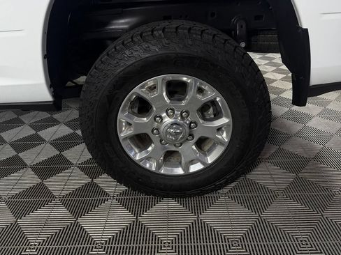 Used 2024 RAM 2500 Laramie w/ Safety Group AWD/4WD image 12