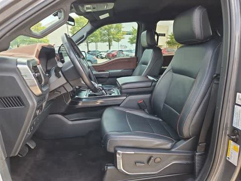 Used 2022 Ford F150 Lariat AWD/4WD image 14