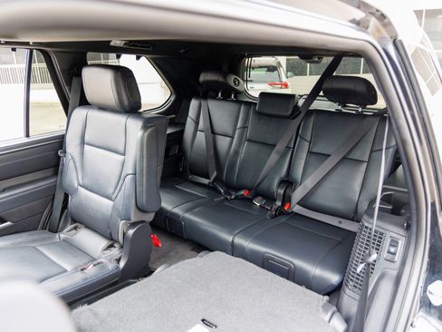 Certified 2024 Toyota Sequoia Platinum AWD/4WD image 51