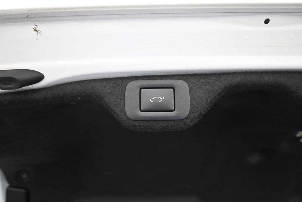 Used 2024 Lexus ES 350 F Sport w/ Accessory Package (Z2) FWD image 19