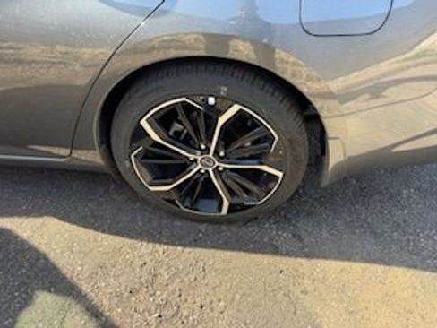 Used 2025 Nissan Altima 2.5 SR image 8