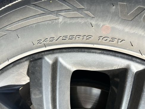 Used 2023 Ford Edge SE w/ Black Appearance Package image 10