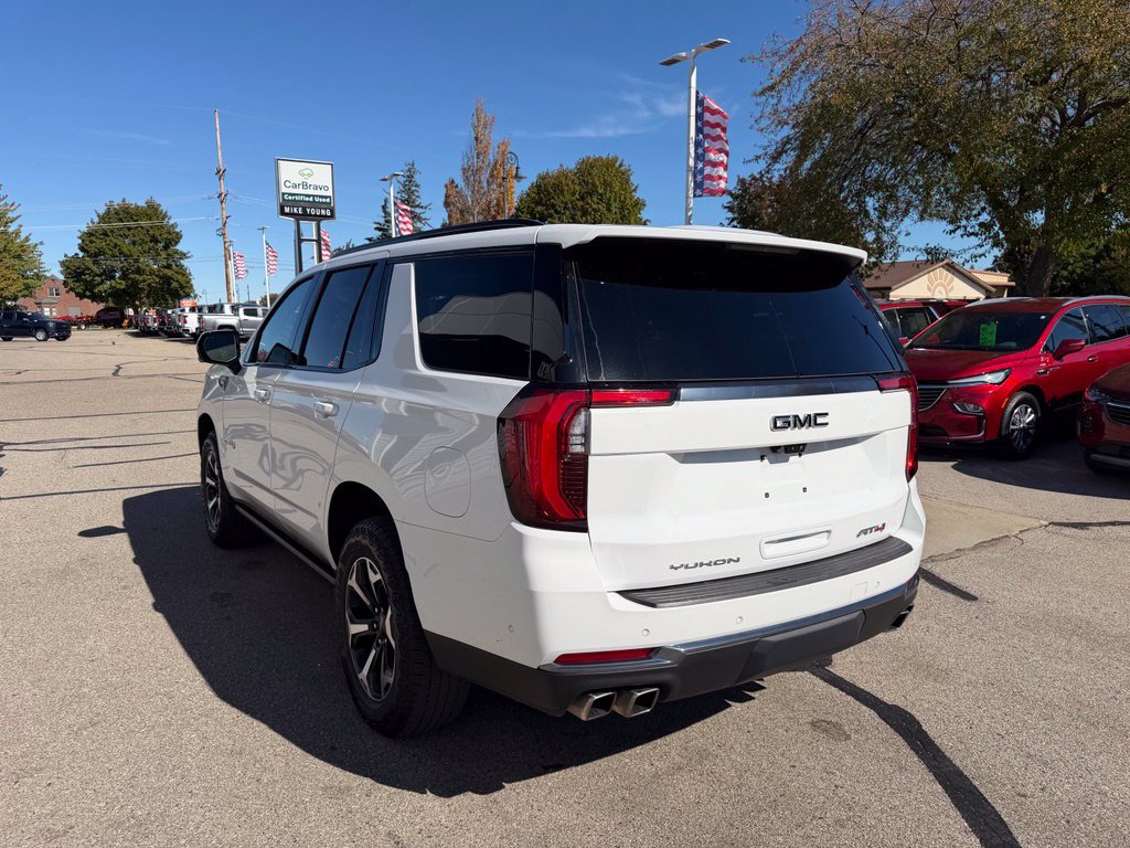 Used 2025 GMC Yukon AT4 w/ AT4 Premium Package AWD/4WD image 7