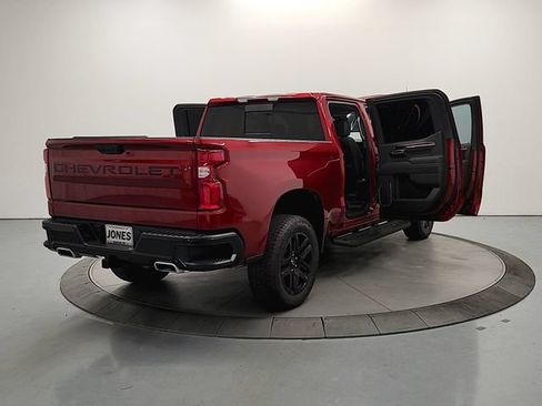 Used 2025 Chevrolet Silverado 1500 LT Trail Boss w/ Convenience Package II AWD/4WD image 13