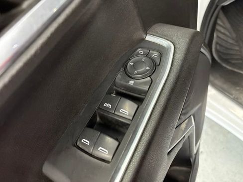Used 2023 Chevrolet Silverado 1500 LT Trail Boss w/ Protection Package AWD/4WD image 15