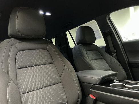 New 2026 Chevrolet Equinox LT w/ LPO, Floor Liner Package AWD/4WD image 32