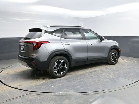 Used 2025 Kia Seltos S image 10