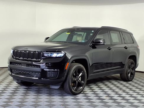 Used 2024 Jeep Grand Cherokee L Limited w/ Luxury Tech Group II AWD/4WD image 3
