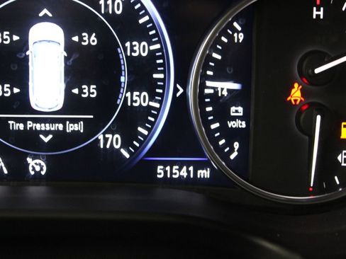 Used 2022 Buick Enclave Premium image 37