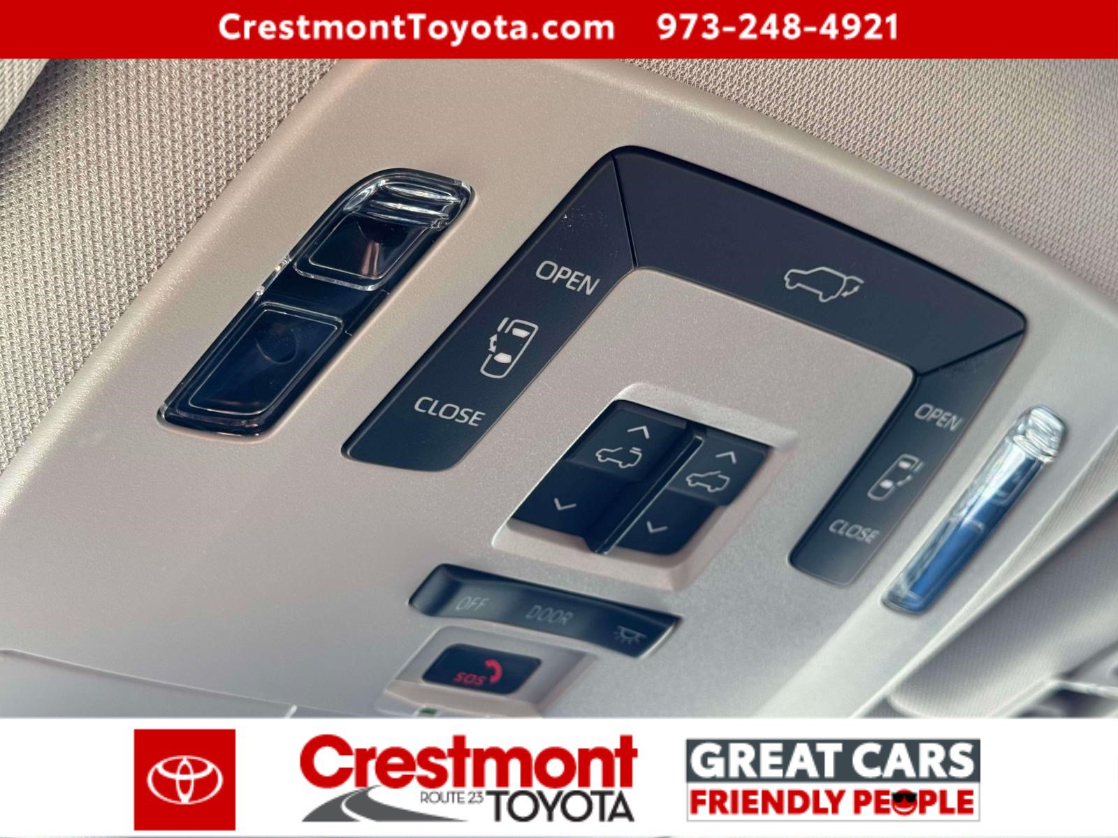 Used 2026 Toyota Sienna XLE AWD/4WD image 32