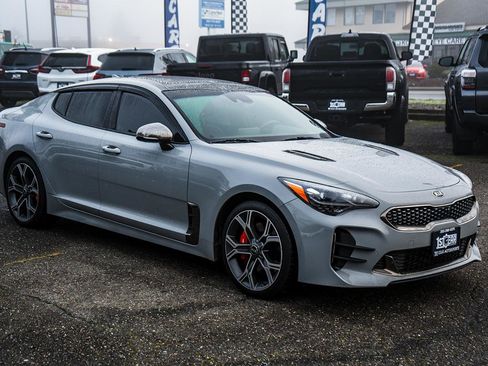 Used 2020 Kia Stinger GT2 image 6