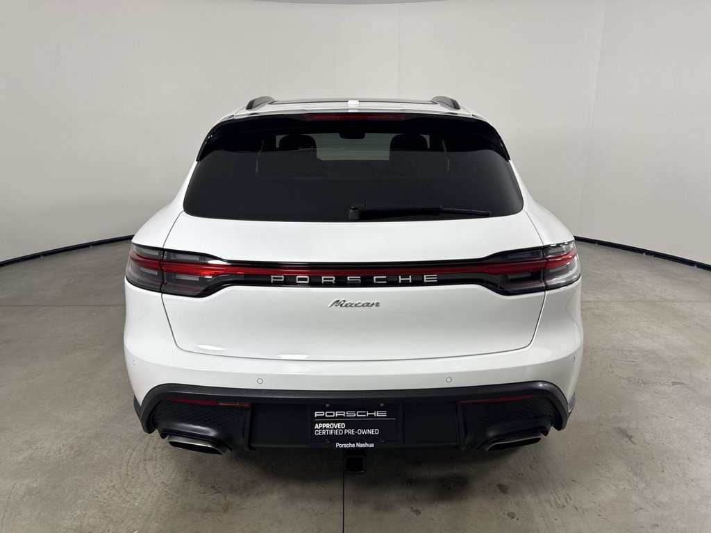 Certified 2025 Porsche Macan AWD/4WD image 6