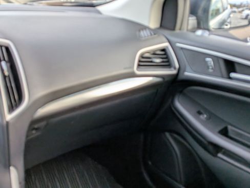 Certified 2022 Ford Edge SEL w/ Convenience Package image 19