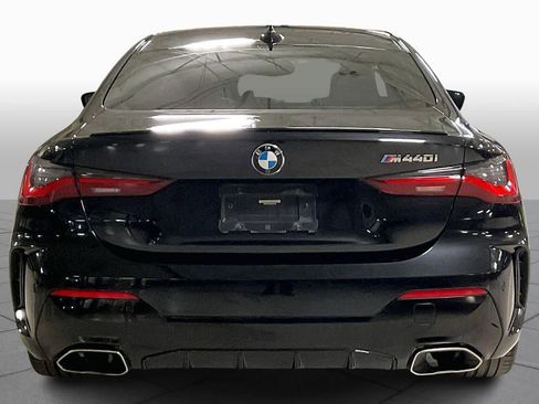 Used 2022 BMW M440i Coupe image 4