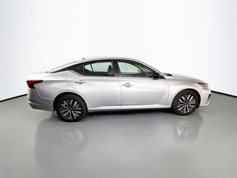 Used 2026 Nissan Altima 2.5 SV AWD/4WD image 11