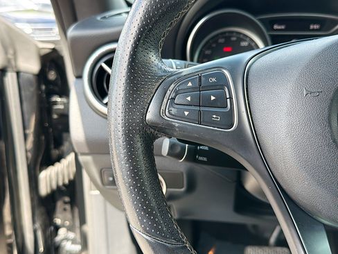 Used 2018 Mercedes-Benz CLA 250 image 35
