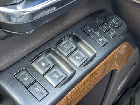 Used 2018 GMC Sierra 1500 SLT image 24