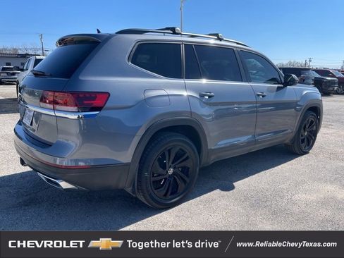 Used 2022 Volkswagen Atlas SE image 4