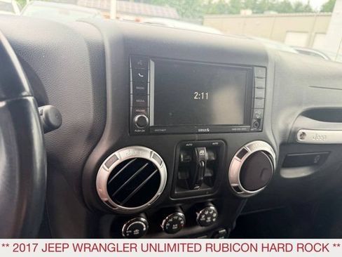 Used 2017 Jeep Wrangler Unlimited Rubicon AWD/4WD image 12