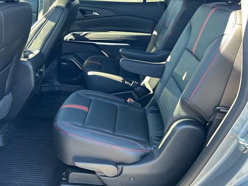 New 2026 Chevrolet Traverse RS image 30