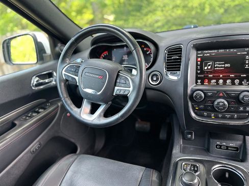 Used 2017 Dodge Durango R/T w/ Technology Group RWD image 15