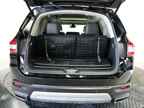 Used 2025 Honda Pilot Elite image 47