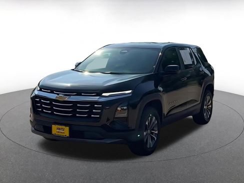 Used 2025 Chevrolet Equinox LT FWD image 7